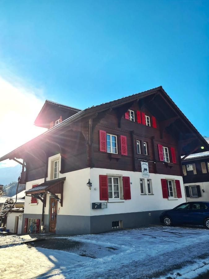 Adventure Guesthouse Interlaken Unterseen Zewnętrze zdjęcie